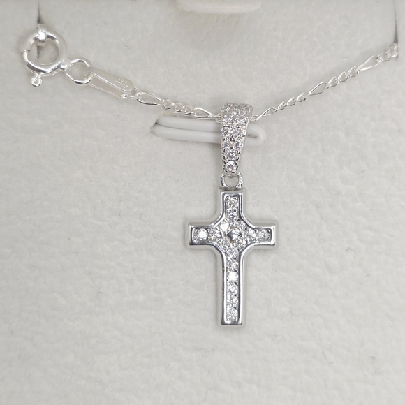 ✨ 925 Sterling Silver Moissanite Cross Necklace - Picture 3 of 6